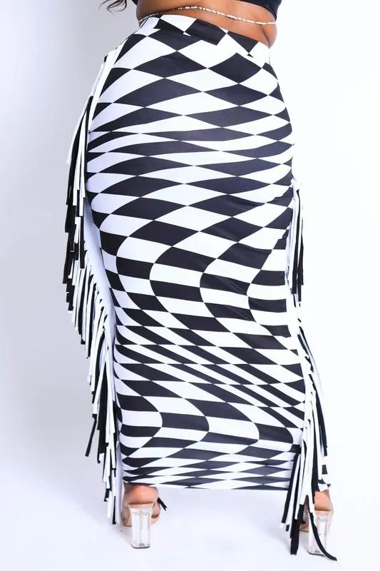 FIERY FRINGE SKIRT- BLACK/WHITE
