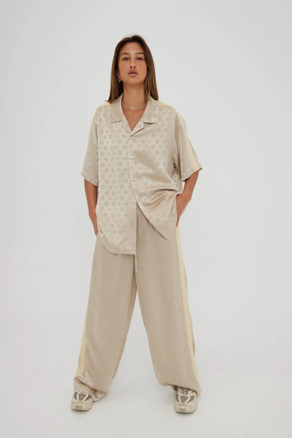 SATIN RESORT SHIRT (Sand)