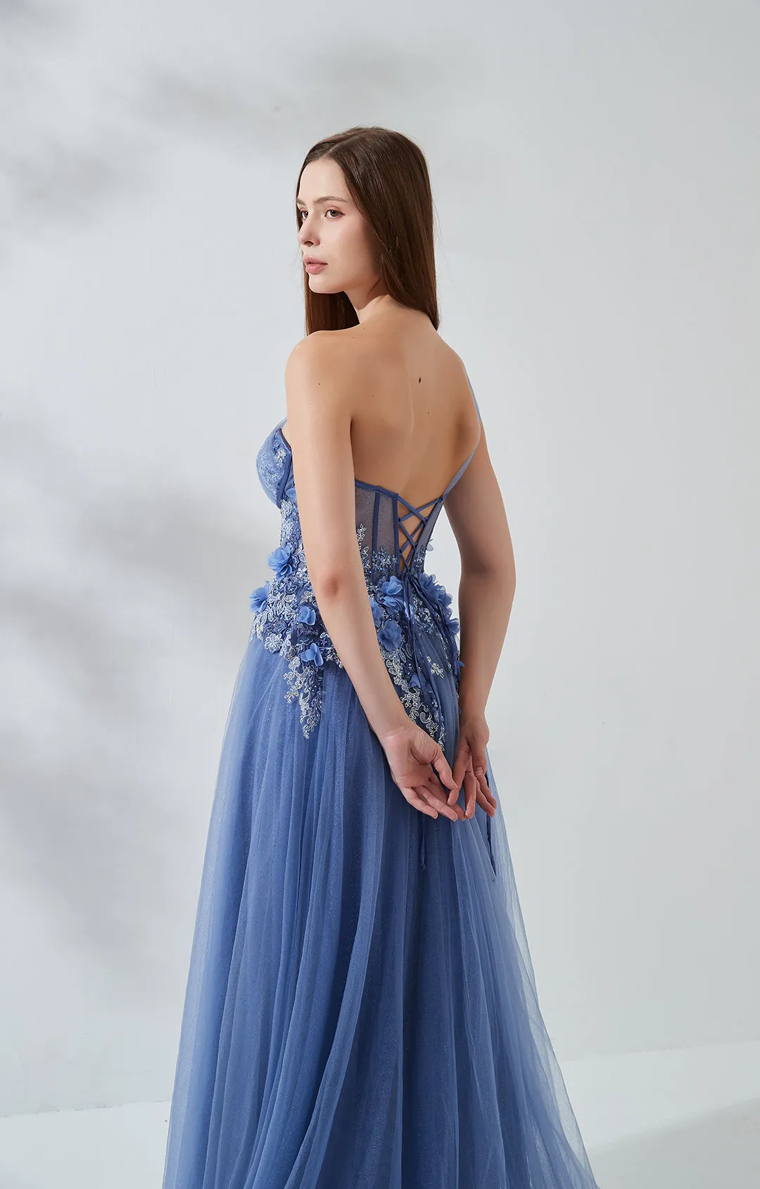 Slanted One Shoulder Appliquéd Glitter Dress