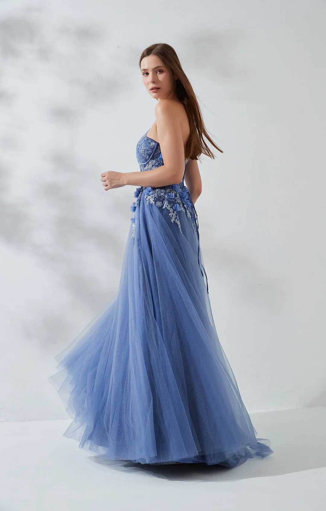 Slanted One Shoulder Appliquéd Glitter Dress
