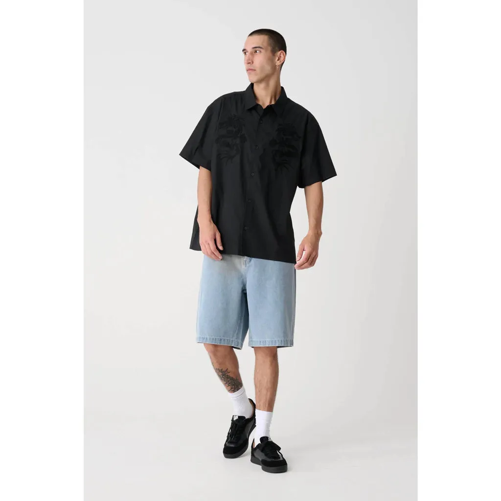 XLARGE DRAGON SS SHIRT - BLACK